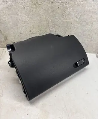 Mercedes-Benz C W204 Glove box A2046800091 107220
