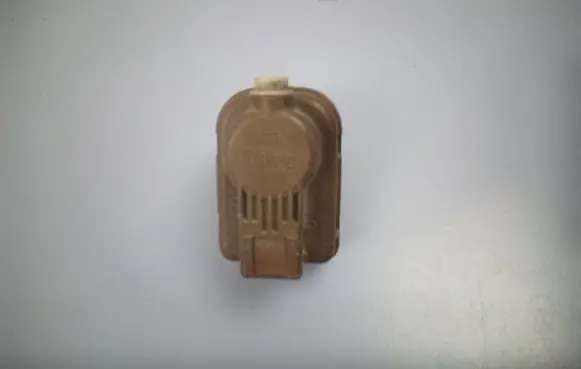 Headlight level adjustment motor
