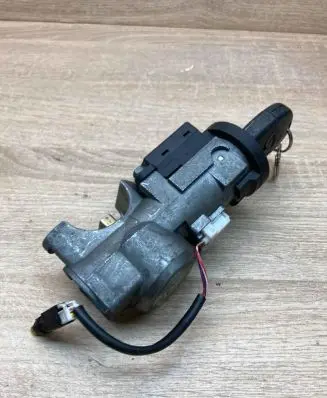 Nissan Primera Ignition lock 28590C9965 5WK48043A WithKey