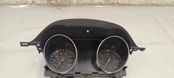 Land Rover Discovery Sport Speedometer (instrument cluster) GK7210849BC