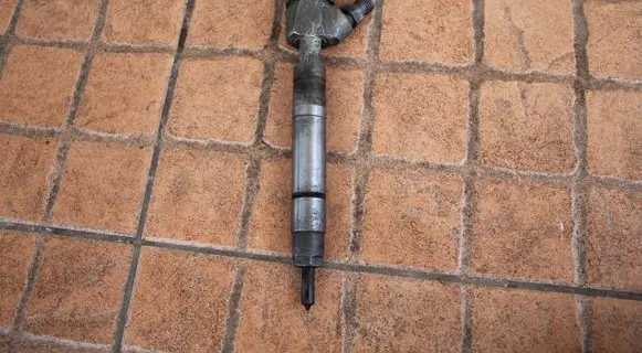 Mercedes-Benz E W210 Fuel injectors set 0445110096