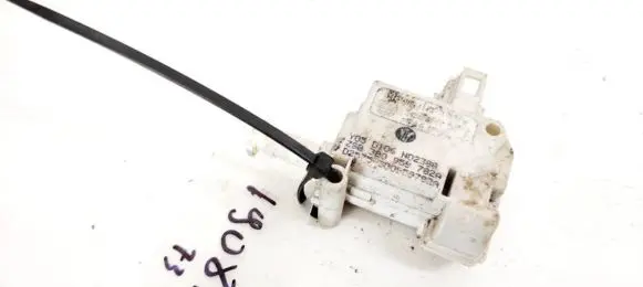 Audi A6 S6 C6 4F Central locking motor 3B0959782A