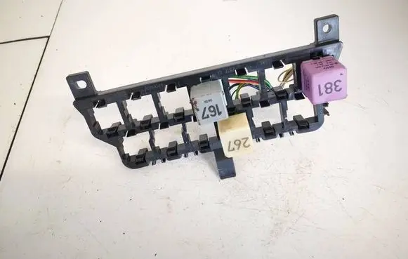 Volkswagen PASSAT B5 Sensor 8d0937503e
