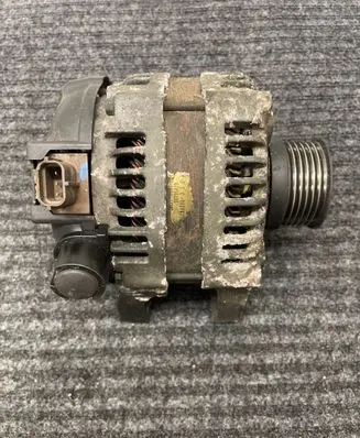 Volvo V50 Generator/alternator 30795423 104210352