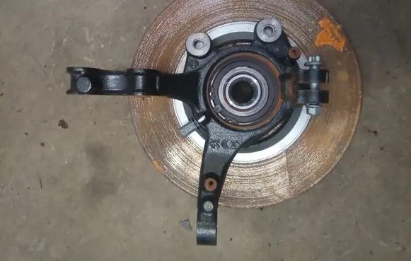 Opel Mokka X Front wheel hub