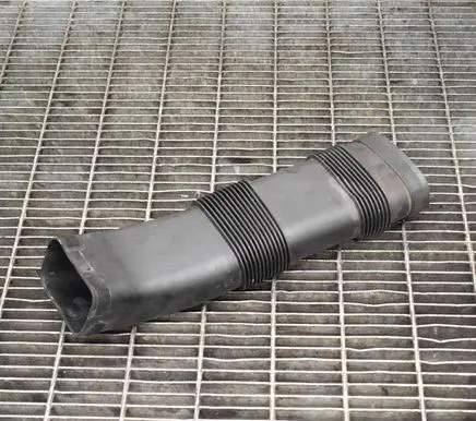 BMW 4 F32 F33 Air intake duct part 70529002 8507567