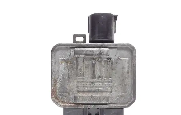 Volvo V60 Coolant fan relay 940011200