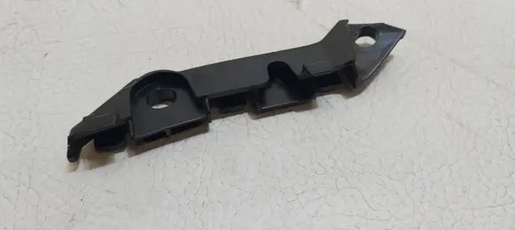 Mercedes-Benz C W205 Front bumper mounting bracket A2058850921