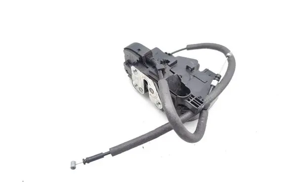 KIA Sportage Front door lock 