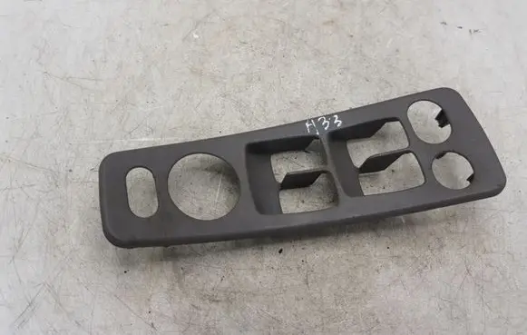 Lexus IS 220D-250-350 Front door window switch trim 00000161