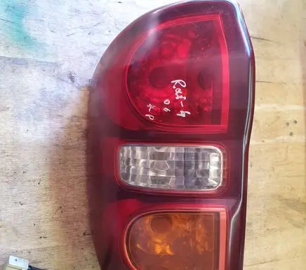 Toyota RAV 4 (XA20) Rear/tail lights 1232 8845