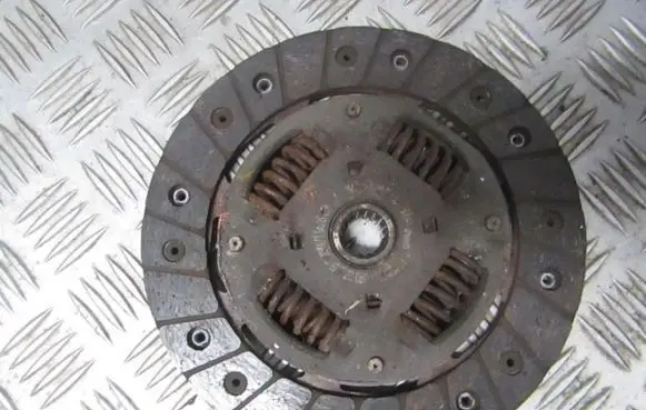 Clutch pressure plate