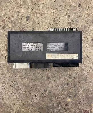 BMW 5 E39 Comfort/convenience module 61358372142 6010726002