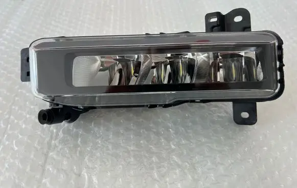 BMW X1 F48 F49 Front fog light 63178089525 11321090000 21042102