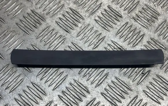 Audi A4 S4 B6 8E 8H Trim molding 4E0947159