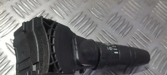 Nissan Primera Wiper control stalk 25260AV610 4226