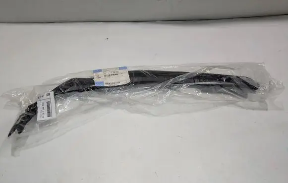 BMW 2 F45 Rubber seal front door (on door) 51767298832