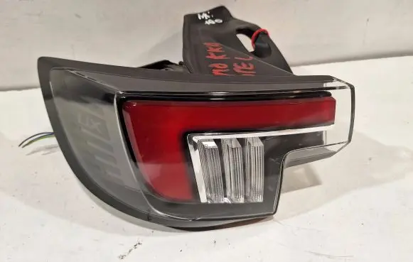 Opel Mokka B Rear/tail lights 9833721880