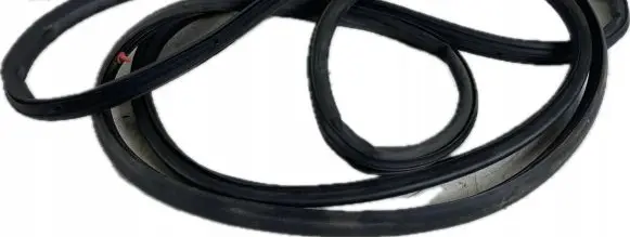 Rubber seal rear door