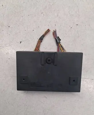 Peugeot 406 Comfort/convenience module 9613347380000