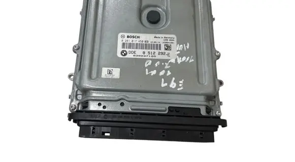 BMW 3 E90 E91 Engine control unit/module 0281017450 030037185 8512292