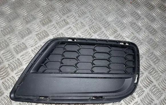 BMW X3 F25 Front bumper lower grill 8050446