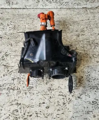 Nissan Leaf I (ZE0) Electric car charge socket 