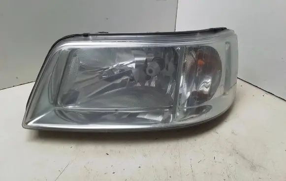 Volkswagen Transporter - Caravelle T5 Headlight/headlamp 7H1941015S 0301191301
