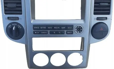 Nissan X-Trail T30 Tailgate/trunk/boot open switch 