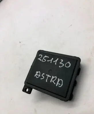Opel Astra L Distronic sensor radar 9844384680