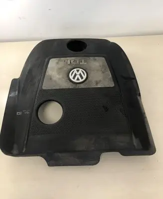 Volkswagen Golf IV Engine cover (trim) 038103925
