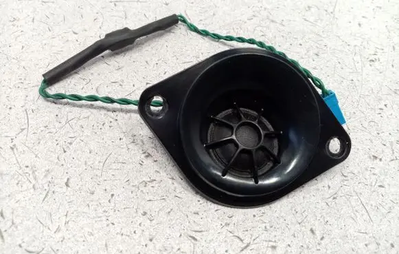 BMW 5 F10 F11 Parcel shelf speaker 65139175696