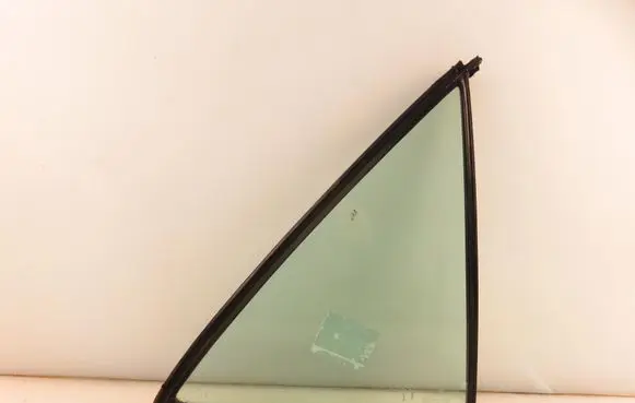 Mercedes-Benz E W124 Rear side window