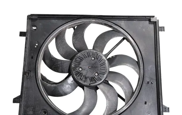 Maserati Ghibli Radiator cooling fan shroud 670009822