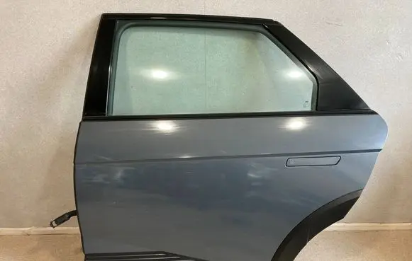 Hyundai Ioniq 5 Rear door 