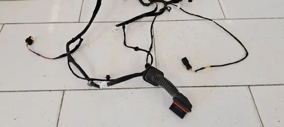 Hyundai i40 Front door wiring loom 916302Y100 FRDRASS 081700