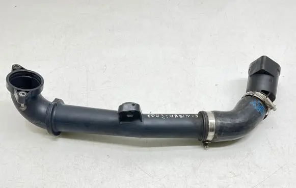 Volkswagen Touran III Intercooler hose/pipe 04L145770S