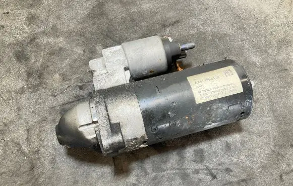 Mercedes-Benz Sprinter W906 Starter motor A6519064300 20140815 0001139085