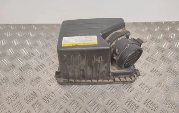Hyundai Santa Fe Air filter box cover 281112B200