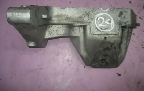 Iveco Daily 6th gen Engine mounting bracket 5801766565