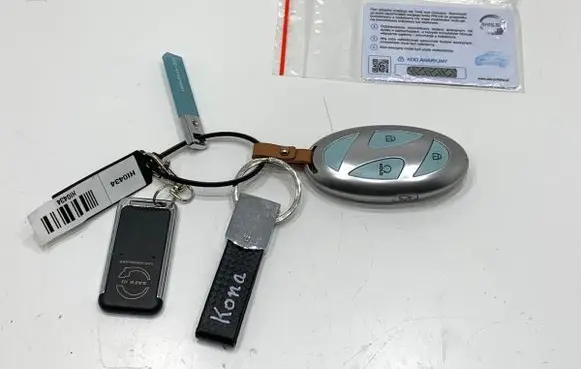 Hyundai Kona II Ignition key/card 95440BF060