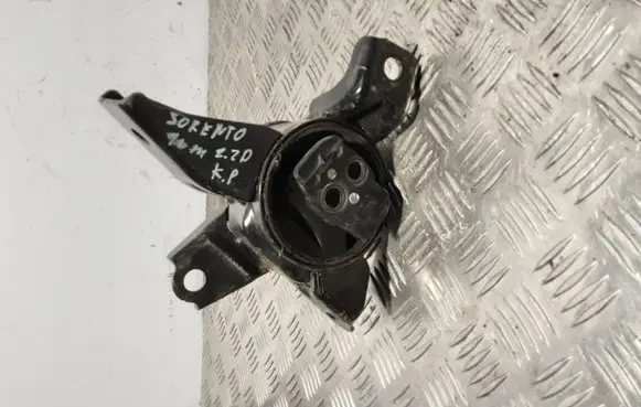 KIA Sorento Engine mount bracket 21830C5500