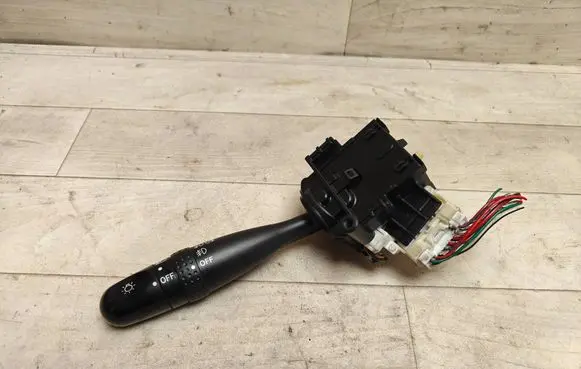 Toyota Corolla Verso E121 Indicator stalk 173648 1736482
