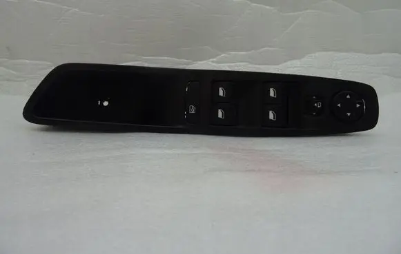 Peugeot 3008 II Quarter vent window switch 98248411ZD