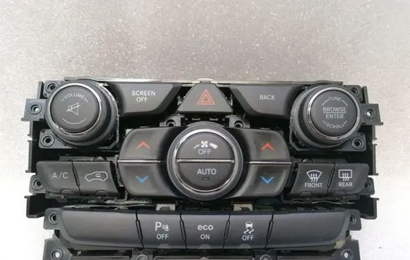 Jeep Grand Cherokee Climate control unit 68254050AD