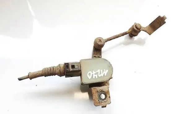 Audi A3 S3 8P Front height sensor lever 1T0907503