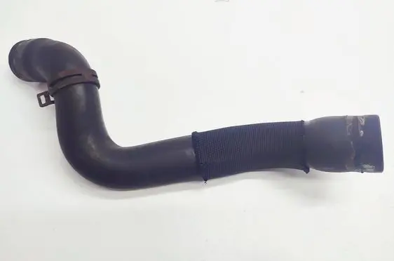 Peugeot 3008 I Coolant pipe/hose 