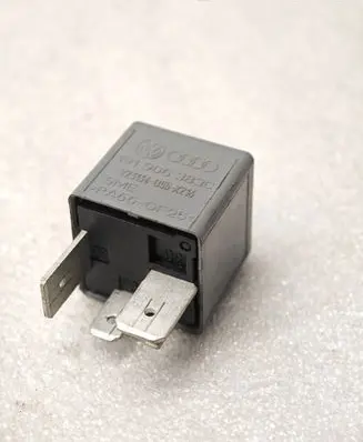 Volkswagen PASSAT B5 Other relay 191906383C V23134B55X216 PA66GF25