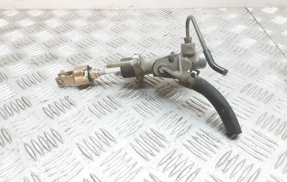 Toyota Yaris Clutch master cylinder 3145416010
