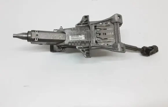 Volvo S80 Steering wheel axle 30760938